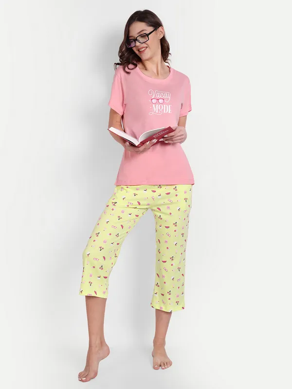 Coral_Vacay_Cotton_Capri_Set_For_Women