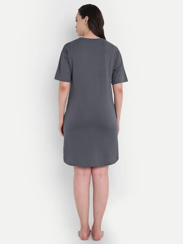 Grey_Newyork_Cotton_Night-Shirt_For_Women