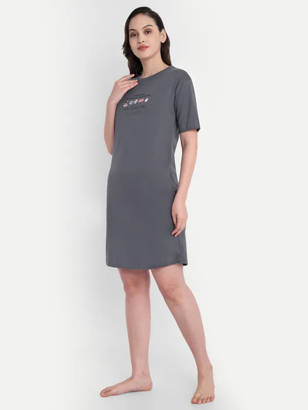 Grey_Newyork_Cotton_Night-Shirt_For_Women