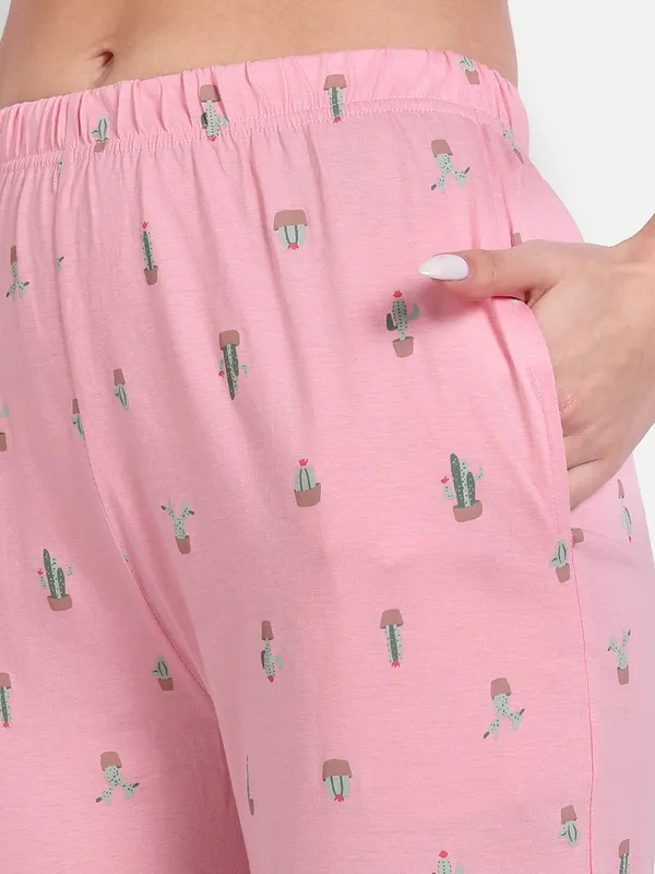Pink_Cactus_Cotton_Full_Pant_For_Women