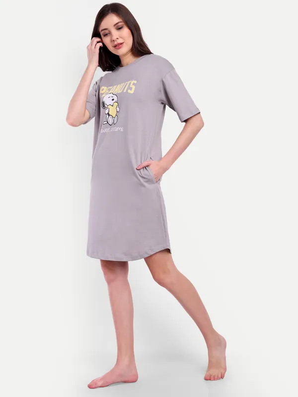 Grey_Peanut_Sweetdream_Cotton_T-Shirt_Night-Shirt_For_Women