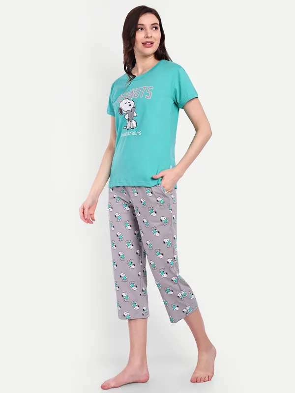 Green_Peanut_Sweet_Dream_Cotton_Capri_Sets_For_Women