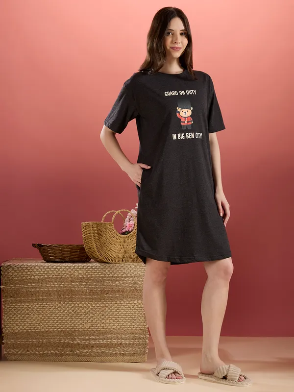 BIG_BEN_NIGHTSHIRT_CHARCOAL