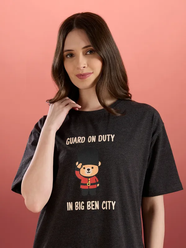 BIG_BEN_NIGHTSHIRT_CHARCOAL