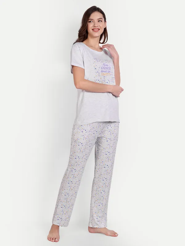 Grey_Confetti_Ekru_Cotton_Full_Pants_Set_For_Women