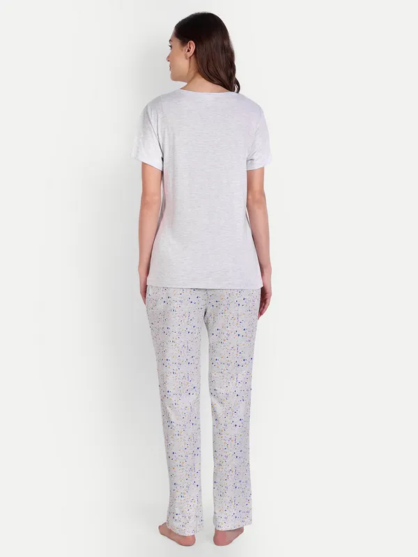 Grey_Confetti_Ekru_Cotton_Full_Pants_Set_For_Women