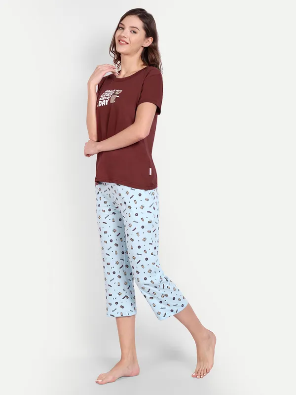Maroon_Donut_Cotton_Capri_Sets_For_Women