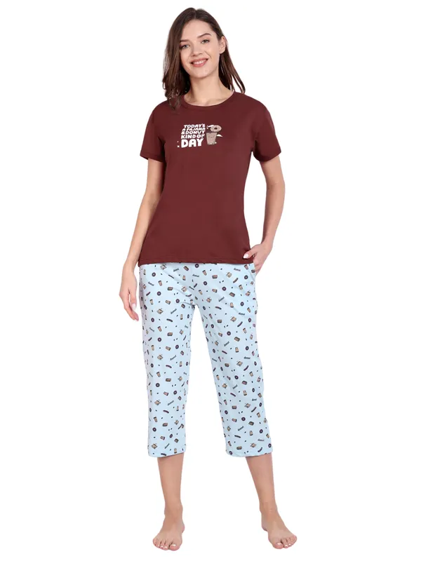 Maroon_Donut_Cotton_Capri_Sets_For_Women