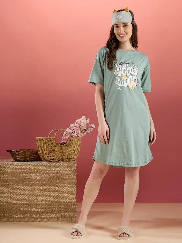 POSITIVE_GOOD_MOOD_NIGHT_SHIRT_PISTA_GREEN