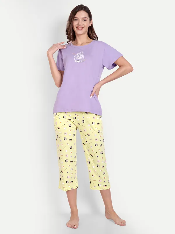 Lavender_Sushi_Cotton_Capri_Set_For_Women