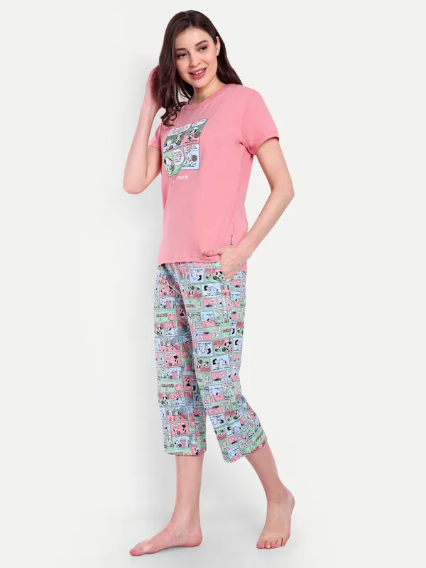Coral_Peanut_Comic_Strip_Cotton_Capri_Sets_For_Women