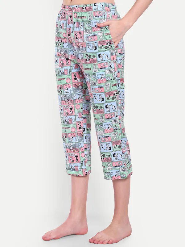 Coral_Peanut_Comic_Strip_Cotton_Capri_Sets_For_Women