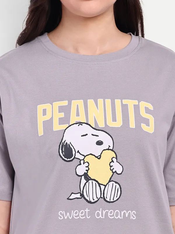 Grey_Peanut_Sweet_Dream_&_Peanut_Sweet_Dream_T-Shirt_Cotton_Night-Shirt_For_Women