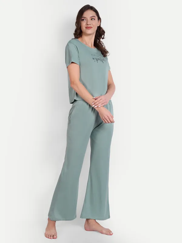 Green_Perfectectly_Imferfect_Printed_Cotton_Co-Ord_Sets_For_Women