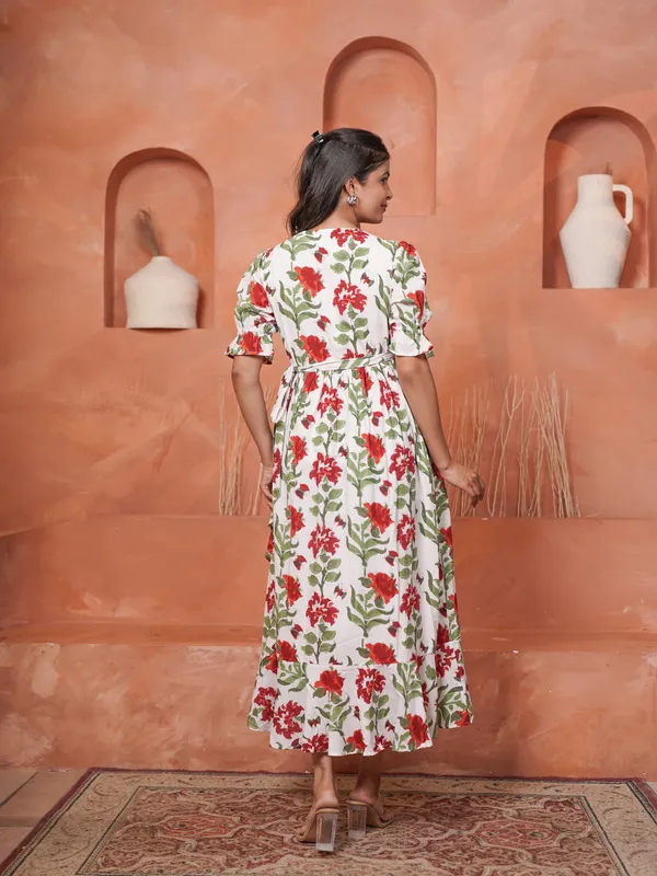 Rietaa_Hand_block_Printed_Floral_Wrap_Dress