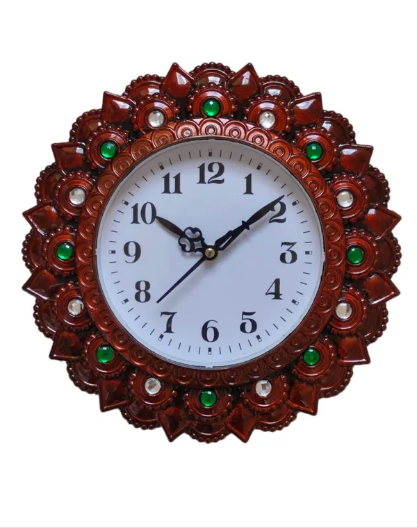 Brown_Frame_With_Gemstone_Wall_Clock