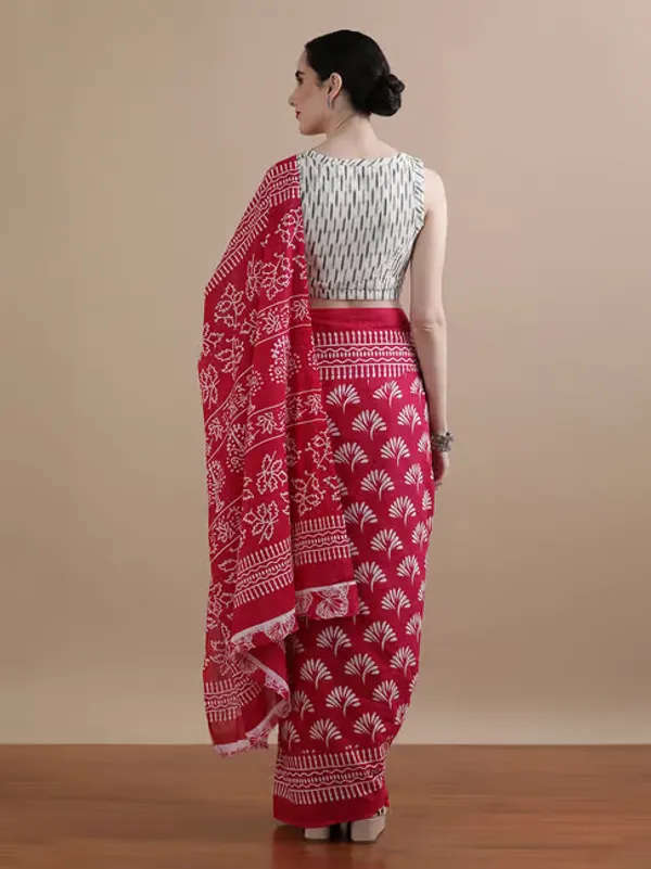 Pink_Pure_Mulmul_Cotton_Bagru_Hand_Block_Printed_Work_Saree_For_Women