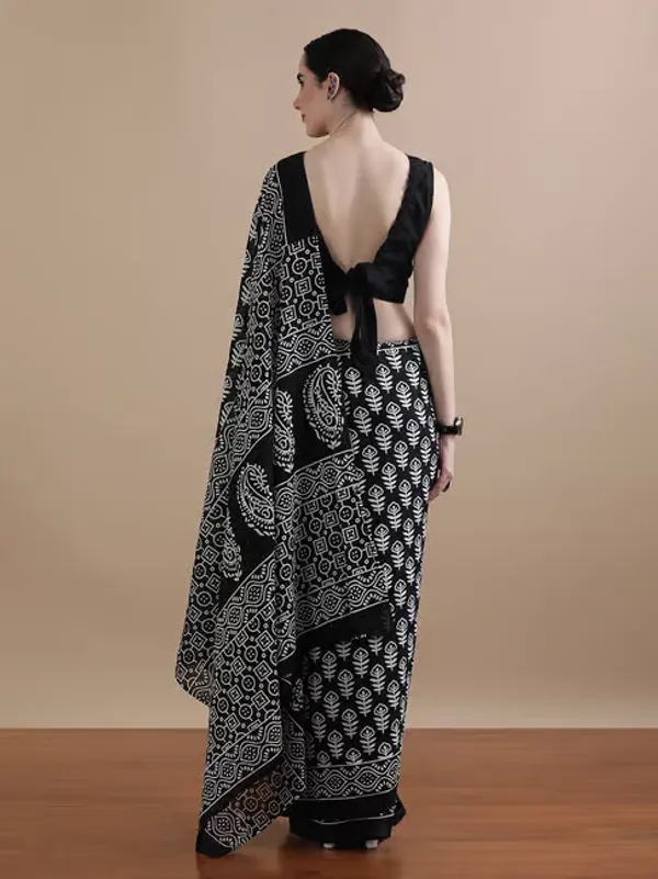 Black_Pure_Mulmul_Cotton_Bagru_Hand_Block_Printed_Work_Saree_For_Women