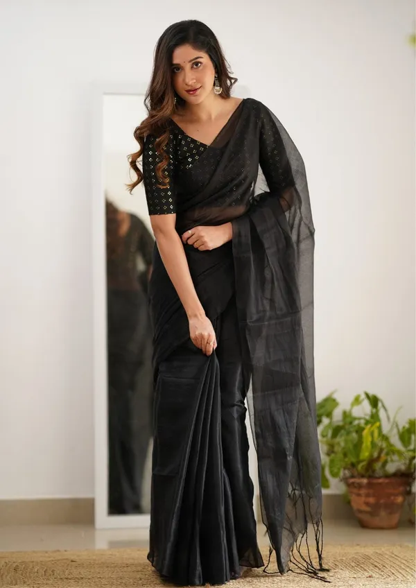 Black_Tissue_Silk_Embellished_Look_Saree_For_Women