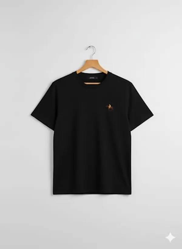 Black_Round_Neck_Tshirt_For_Men