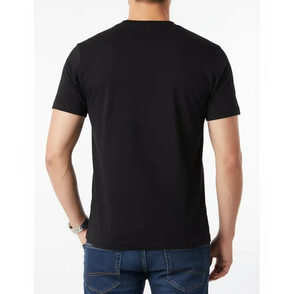 Black_Round_Neck_Tshirt_For_Men