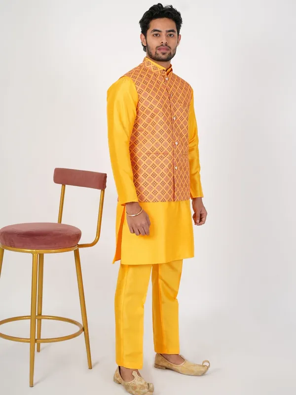 Yellow_Men_Abstract_Print_Cotton_Blend_Kurta_Pajama_With_Koti_Set_Of_3_For_Mens