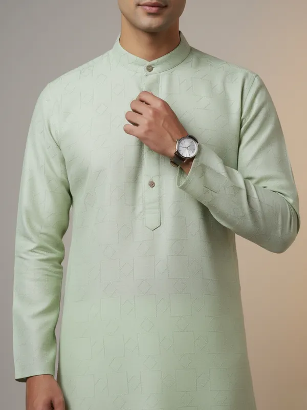 Mens_Kurta_-_Pista_Aari