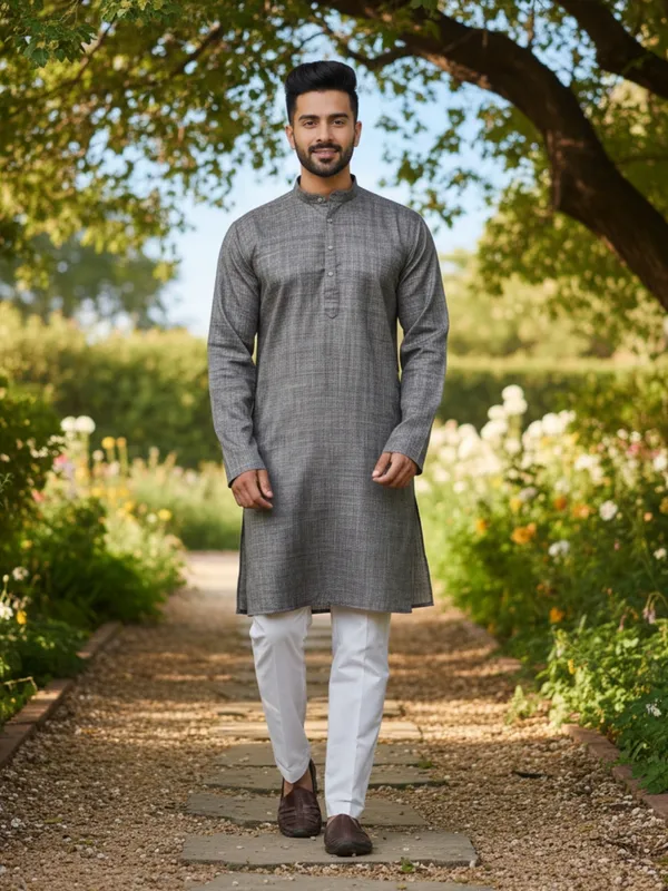 Men_Solid_Cotton_Kurta_Light_Black