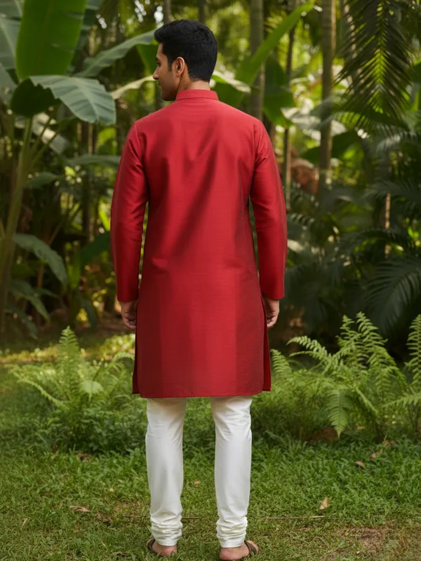 Red_Abstract_Printed_Cotton_Kurta_and_Pyjama_Set_For_Mens