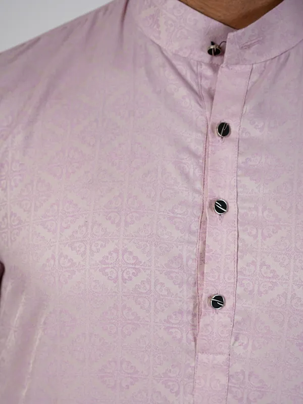 Men_Abstract_Print_Cotton_Blend_Kurta_With_Purple