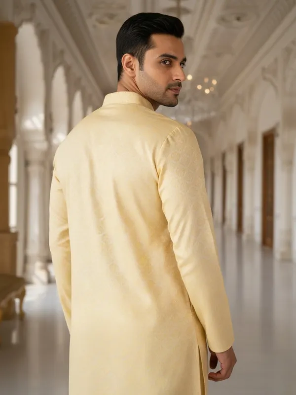 Men_Abstract_Print_Cotton_Blend_Kurta_With_Orange