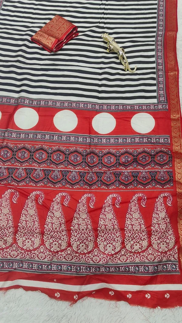 Premium_Dola_Jacquard_Striped_Saree_Collection