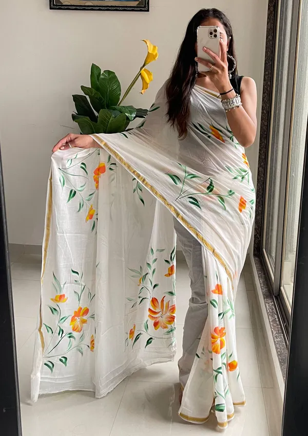ORIGIN_HAND_PRINT_NATURAL_WHITE_FLORAL_HAND_PRINT_SAREE