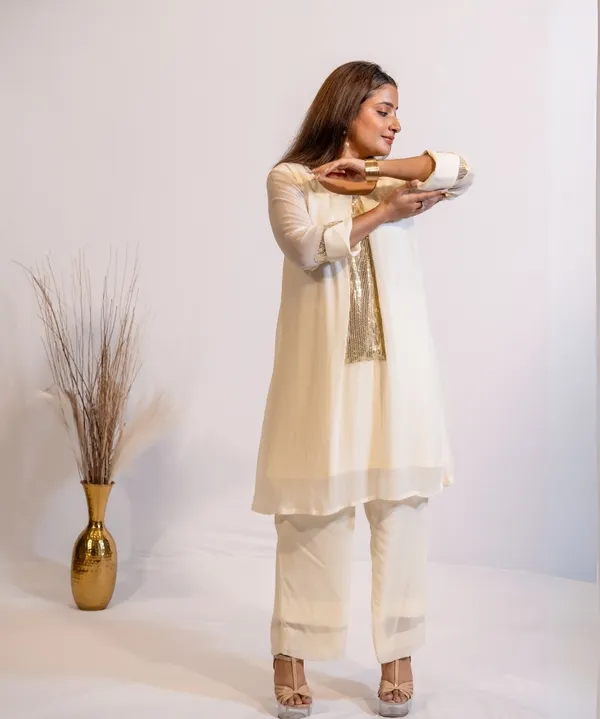 Elegant_Off-White_Co-Ord_Set_For_Women