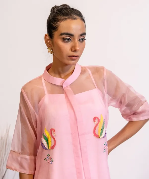 Pink_Hand-Painted_Blush_Organza_Kurta_Set_With_Swan_Motifs_For_Women