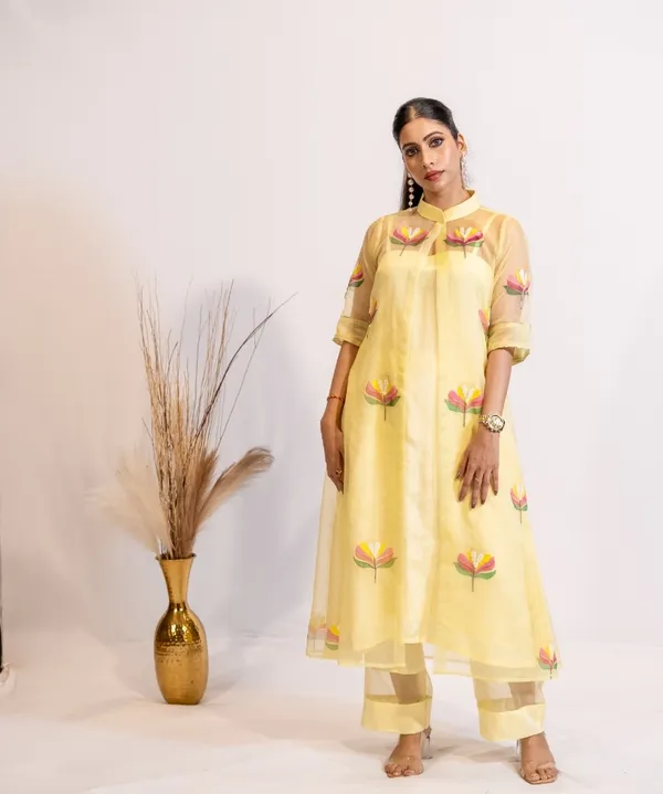 Sunshine_Bloom_Hand-Painted_Organza_Kurta_Set_For_Women