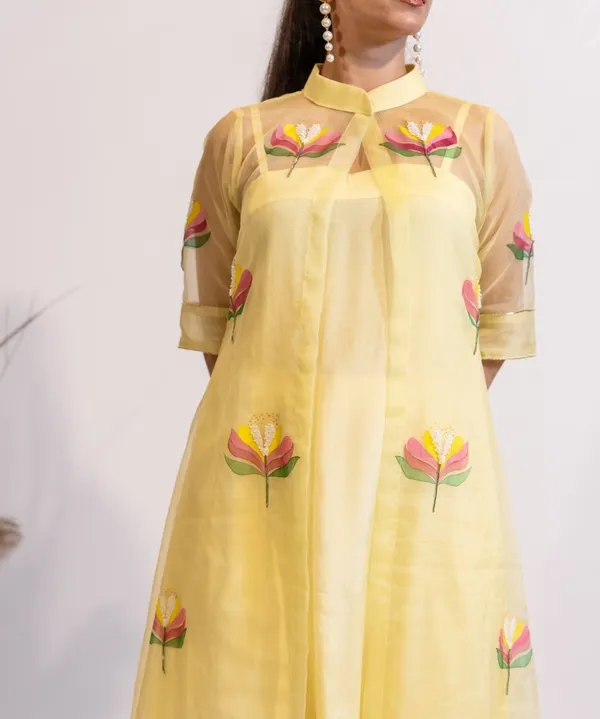 Sunshine_Bloom_Hand-Painted_Organza_Kurta_Set_For_Women