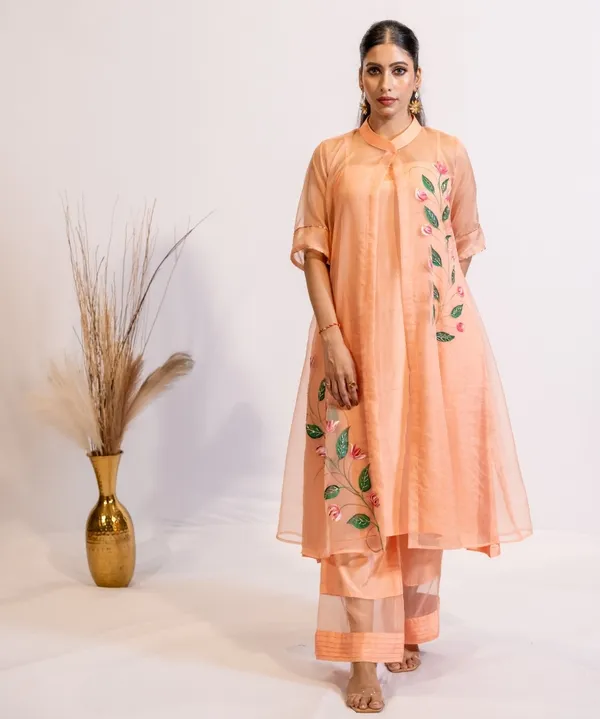 Peach_Hand-Painted_Organza_Kurta_Set_For_Women