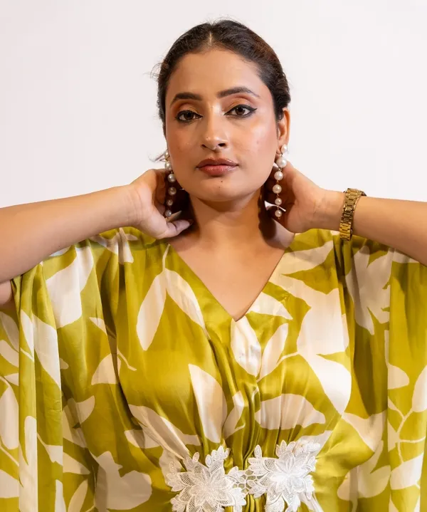 Lime_Green_&_White_Abstract_Kaftan_Dress_For_Women