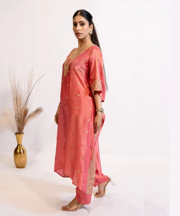 Coral_Pink_Tissue_Kaftan_Kurta_Set_For_Women
