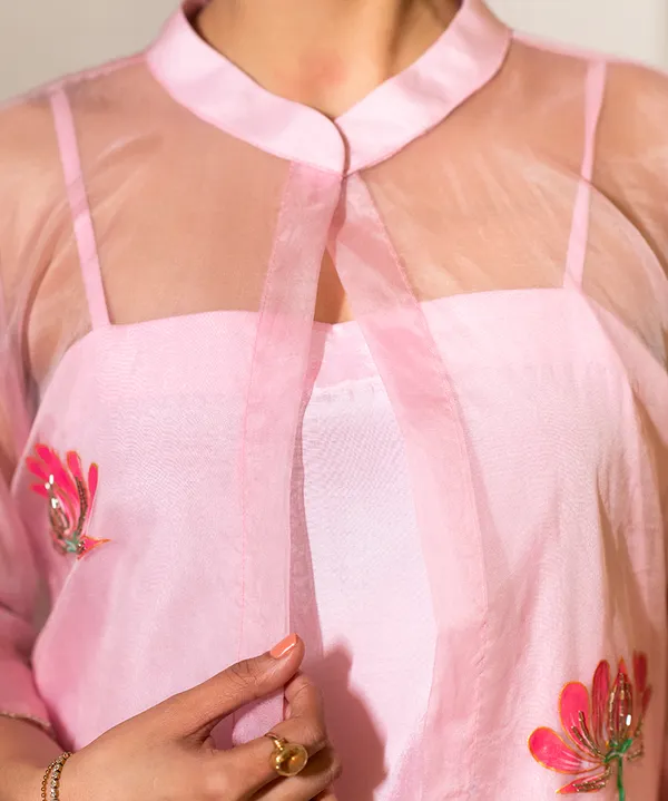 Hand-Painted_Rose_Pink_Organza_Kurta_Set_with_Lotus_Motifs