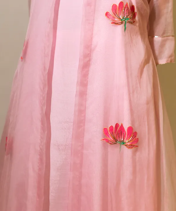 Hand-Painted_Rose_Pink_Organza_Kurta_Set_with_Lotus_Motifs