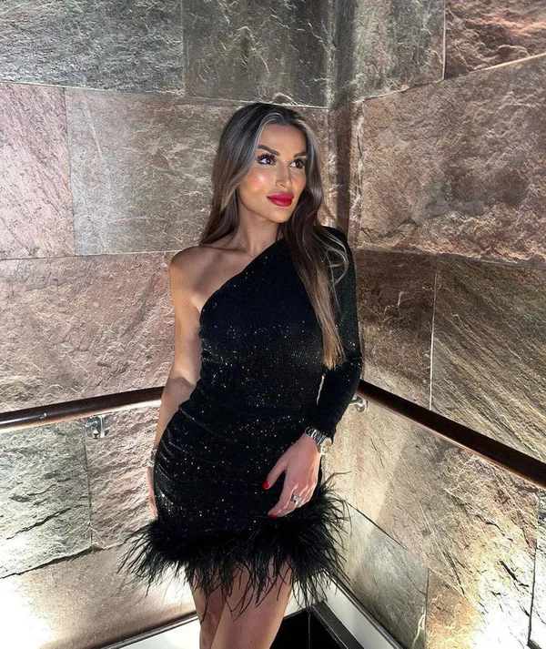 Black_One_Shoulder_Sequins_Feather_Fur_Dress