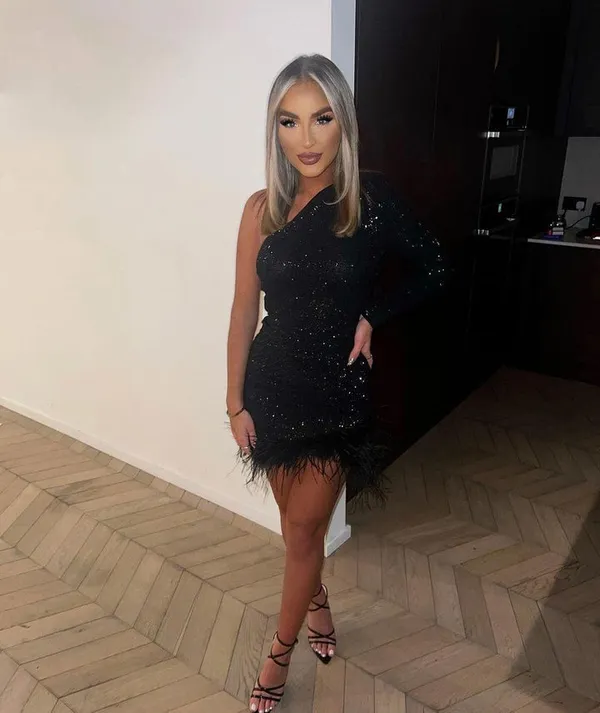 Black_One_Shoulder_Sequins_Feather_Fur_Dress