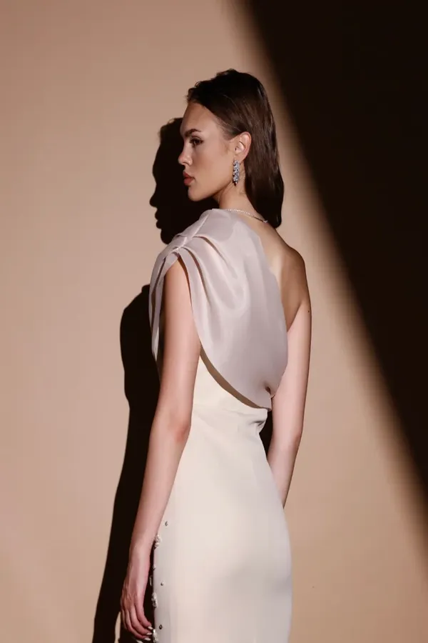Moonlit_Luxe_White_One-Shoulder_Midi_Dress