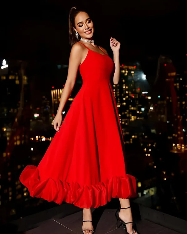 Scarlet_Desire_Red_Maxi_Dress