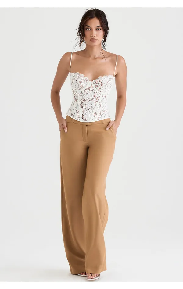 Taffy_Spaghetti_Stap_Sweetheart_Neck_Corset_Top_With_Loose_Fit_Pants_Co-Ord_Set