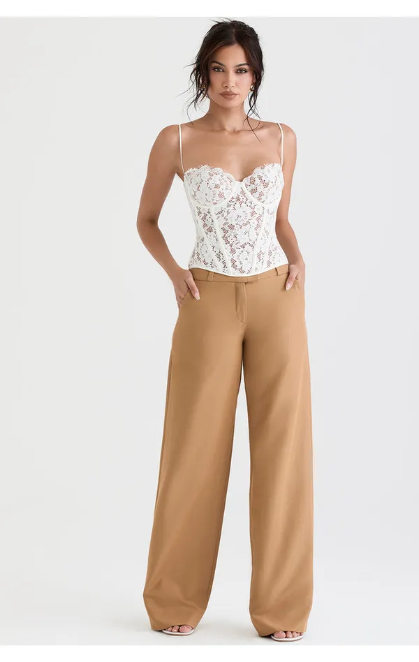 Taffy_Spaghetti_Stap_Sweetheart_Neck_Corset_Top_With_Loose_Fit_Pants_Co-Ord_Set