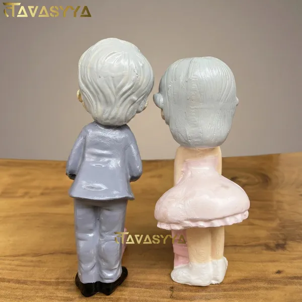 Tavasyya_Valentine_Day_Gift_for_Girlfriend_&_Boyfriend_|_Cute_Kissing_Couple_�I_Love_You�_Statue_|_Romantic_Decorative_Showpiece_for_Valentine's_Kiss_Day,_Love_Gift_for_Husband_Wife,_Home_D�cor