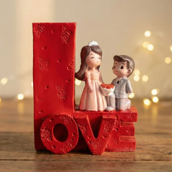 Tavasyya_Valentine_Gift_for_Girlfriend_&_Boyfriend_|_Cute_Couple_Love_Showpiece_|_Romantic_Couple_Statue_for_Propose_Day_|_Home_Decor_|_Valentine�s_Day_Gift_for_Husband_Wife_(Love_Red_&_Multicolor)